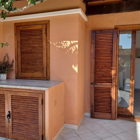 Апартаменты Casa Sibilla Bi-Locale Con Terrazza A 60 Metri Dal Mare Маринелла Экстерьер фото